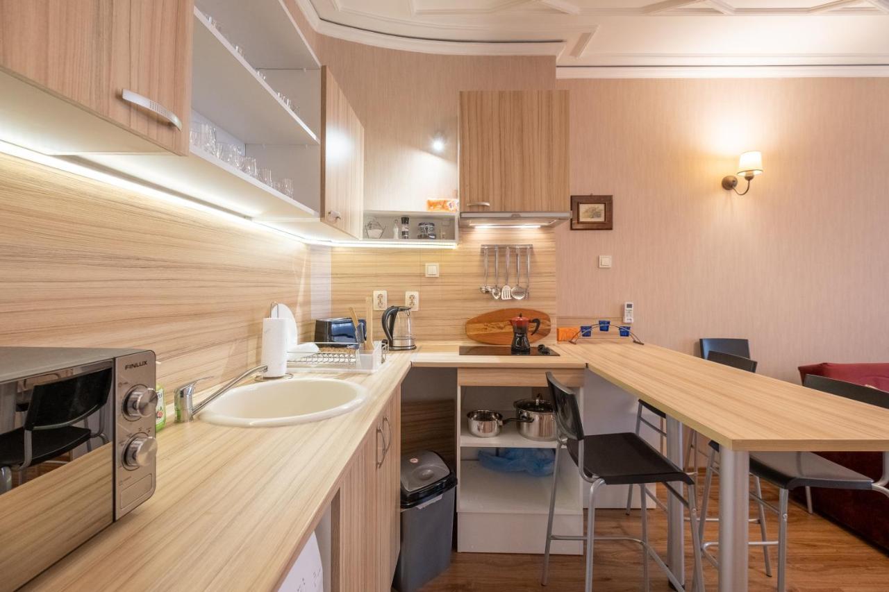 Feel Sofia - one bedroom apartment next to Russian Square Esterno foto