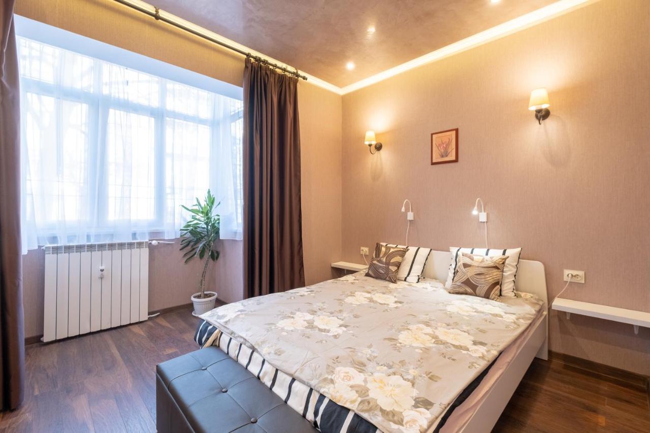 Feel Sofia - one bedroom apartment next to Russian Square Esterno foto
